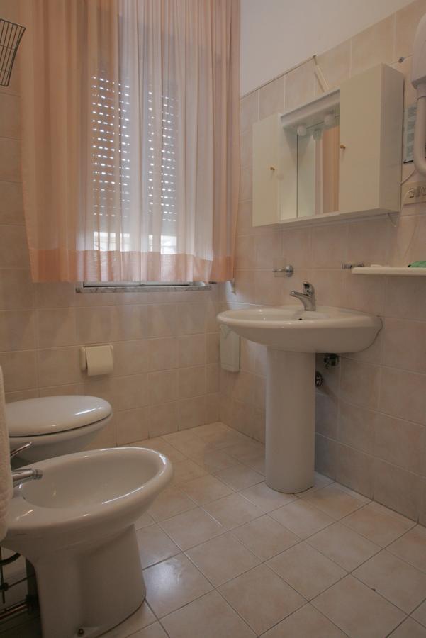 Hotel Corallo Pineto Kültér fotó